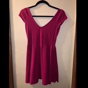 Pink backless t-shirt dress